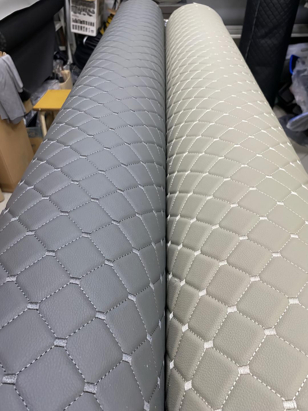 Alfombras Impermeables dobles hechas de cuero ecológico artificial ala medida exacta de cada automóvil